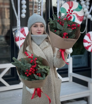 Елка в ленте 