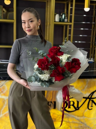 Яркий акцент М